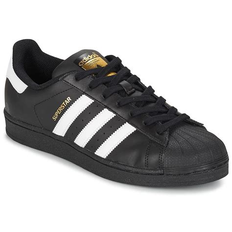 adidas schoenen zwart en wit.